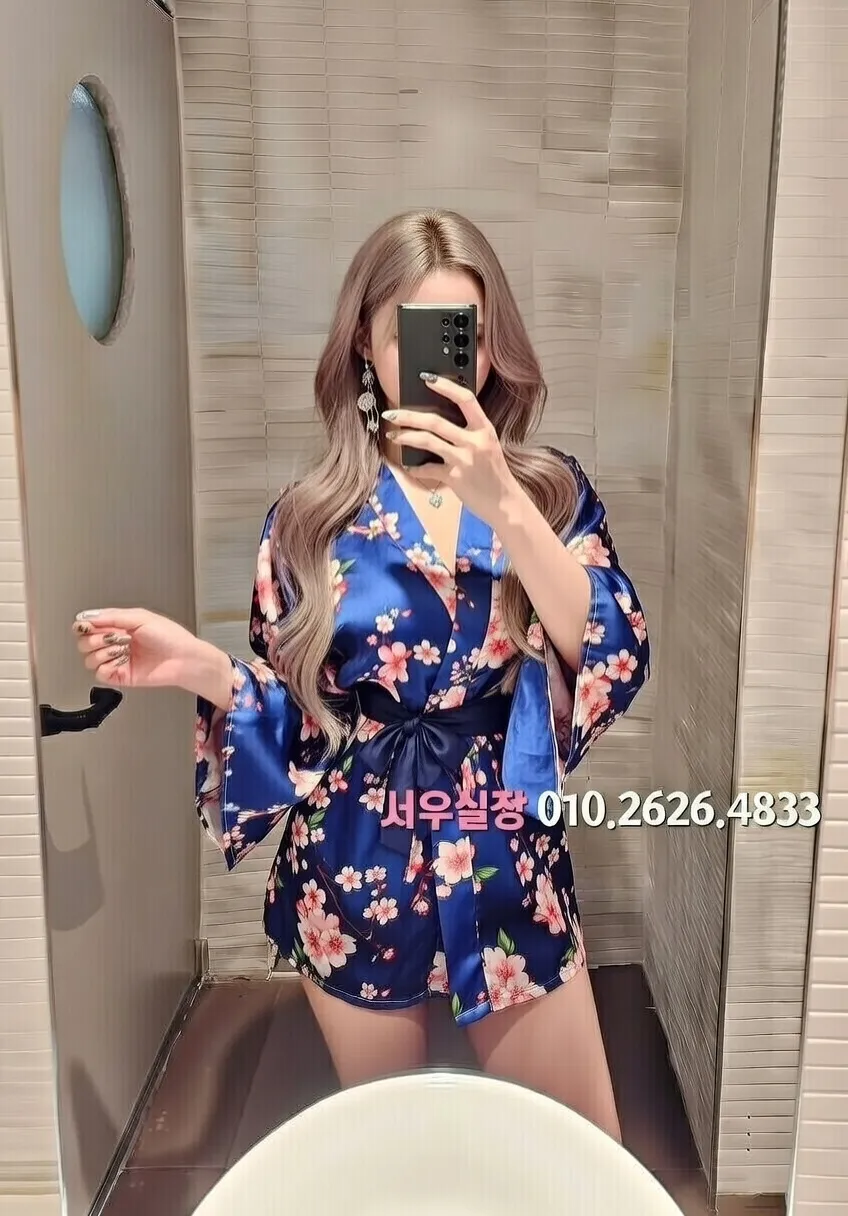 신림 다국적노래클럽 프리미엄 라인업 27번 프로필